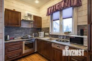 Дом 190м², 2-этажный, посуточно, 