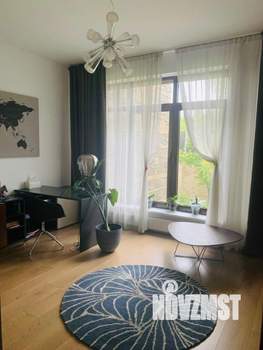 Дом 300м², 2-этажный, на длительный срок, 