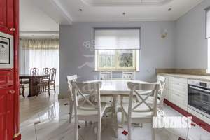 Дом 350м², 3-этажный, на длительный срок, 