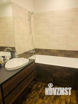 Дом 300м², 2-этажный, на длительный срок, 