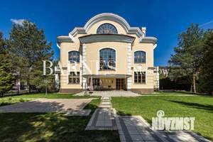 Коттедж 660м², 3-этажный, на длительный срок, 