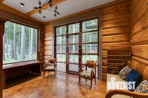 Дом 470м&sup2;, 3-этажный, на длительный срок, 