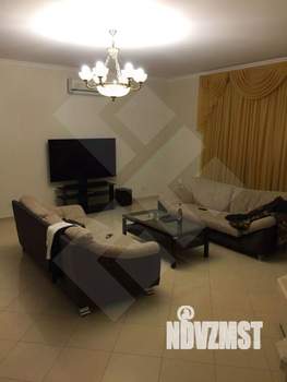 Коттедж 500м², 2-этажный, на длительный срок, 