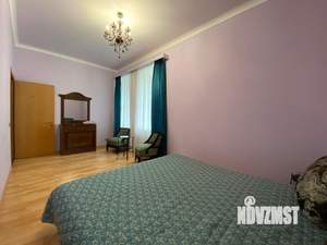 Дом 600м², 3-этажный, посуточно, 