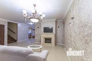 Коттедж 400м², 2-этажный, на длительный срок, 