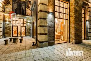 Дом 1000м&sup2;, 3-этажный, на длительный срок, 