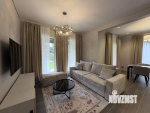 Дом 180м², 2-этажный, на длительный срок, 