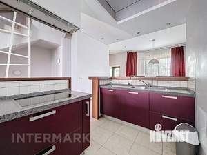 Коттедж 244м², 4-этажный, на длительный срок, 