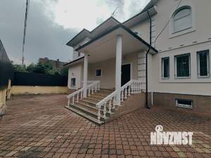 Коттедж 345м², 2-этажный, на длительный срок, 
