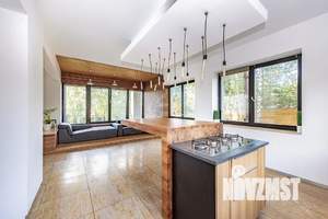 Дом 750м², 3-этажный, посуточно, 