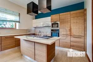 Дом 1000м², 2-этажный, посуточно, 