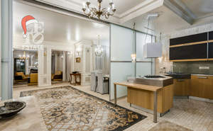 Дом 300м&sup2;, 2-этажный, на длительный срок, 