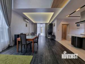 Коттедж 260м², 3-этажный, на длительный срок, 