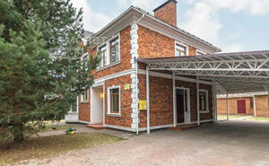 Дом 280м², 3-этажный, на длительный срок, 