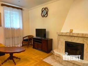 Коттедж 345м², 2-этажный, на длительный срок, 