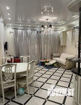 Таунхаус 120м², 3-этажный, на длительный срок, 