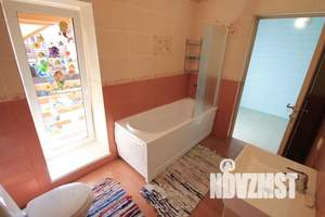 Таунхаус 120м², 3-этажный, на длительный срок, 