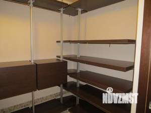 Таунхаус 365м&sup2;, 3-этажный, на длительный срок, 