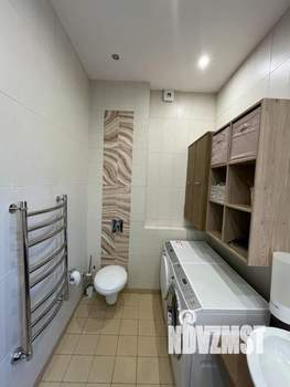 Таунхаус 220м², 3-этажный, на длительный срок, 