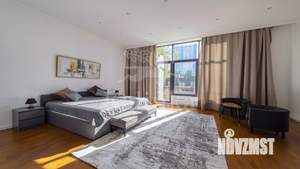 Таунхаус 400м&sup2;, 2-этажный, на длительный срок, 