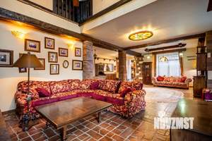 Дом 700м², 4-этажный, посуточно, 