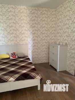 Дом 200м², 2-этажный, на длительный срок, 