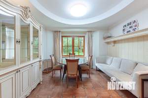 Дом 615м², 3-этажный, на длительный срок, 