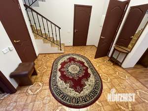 Дом 320м², 3-этажный, на длительный срок, 