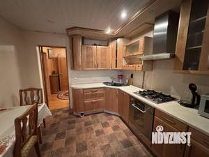 Коттедж 350м², 2-этажный, на длительный срок, 