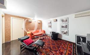 Дом 446м², 3-этажный, на длительный срок, 