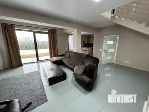 Коттедж 200м², 2-этажный, на длительный срок, 