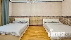 Дом 1500м², 3-этажный, посуточно, 