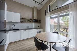 Коттедж 110м&sup2;, 1-этажный, на длительный срок, 