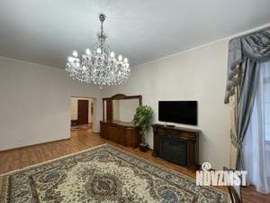 Дом 320м², 3-этажный, на длительный срок, 