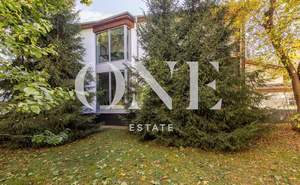 Дом 446м², 3-этажный, на длительный срок, 