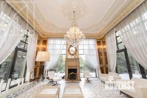 Дом 860м&sup2;, 3-этажный, на длительный срок, 