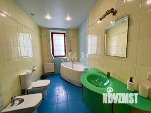 Дом 1200м², 3-этажный, посуточно, 