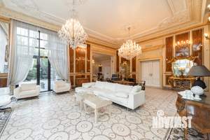 Дом 860м&sup2;, 3-этажный, на длительный срок, 