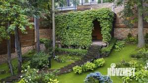 Таунхаус 430м², 3-этажный, на длительный срок, 