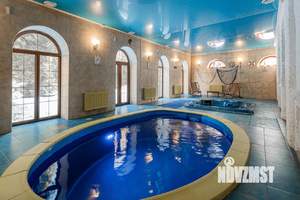 Дом 1200м², 3-этажный, посуточно, 