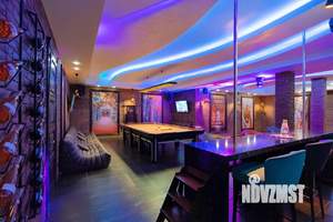 Дом 2000м&sup2;, 4-этажный, посуточно, 