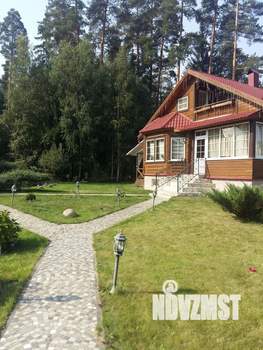 Коттедж 285м&sup2;, 3-этажный, на длительный срок, 