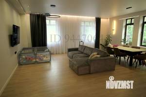 Коттедж 370м², 3-этажный, на длительный срок, 