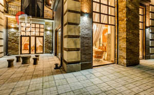 Дом 1000м&sup2;, 3-этажный, на длительный срок, 