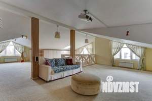 Коттедж 320м², 3-этажный, на длительный срок, 