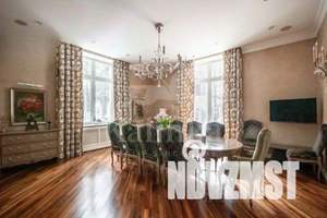 Дом 1122м&sup2;, 2-этажный, на длительный срок, 