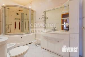 Коттедж 490м², 4-этажный, на длительный срок, 