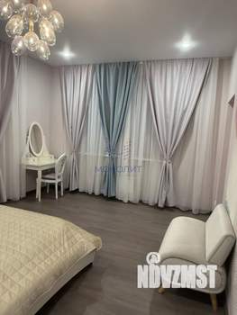 Таунхаус 260м², 3-этажный, на длительный срок, 