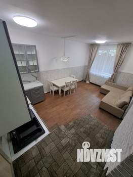 Таунхаус 90м², 3-этажный, на длительный срок, 