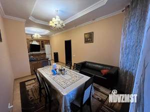 Таунхаус 368м², 3-этажный, на длительный срок, 